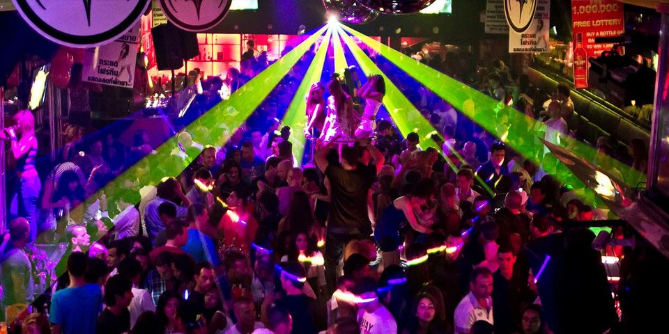 Photo of Energy, Craze, and Chaos: Here’s All That You Need to Know About Nightlife in Pattaya! by Arhi