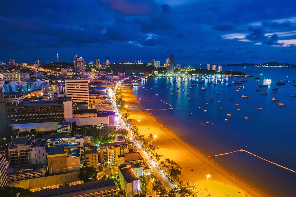Photo of Energy, Craze, and Chaos: Here’s All That You Need to Know About Nightlife in Pattaya! by Arhi
