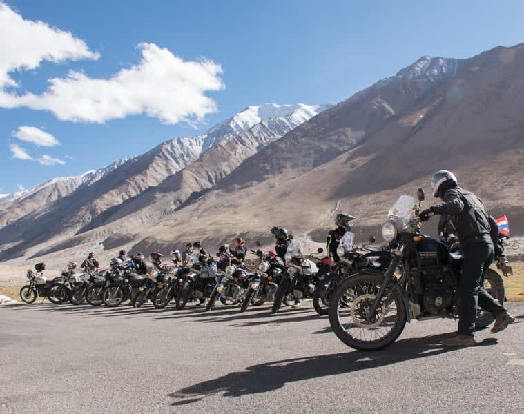 Photo of BEST TRAVEL JOURNEY BY ROAD IN INDIA (THAT YOU MUST TAKE) by RADHE PATEL (radhuu)