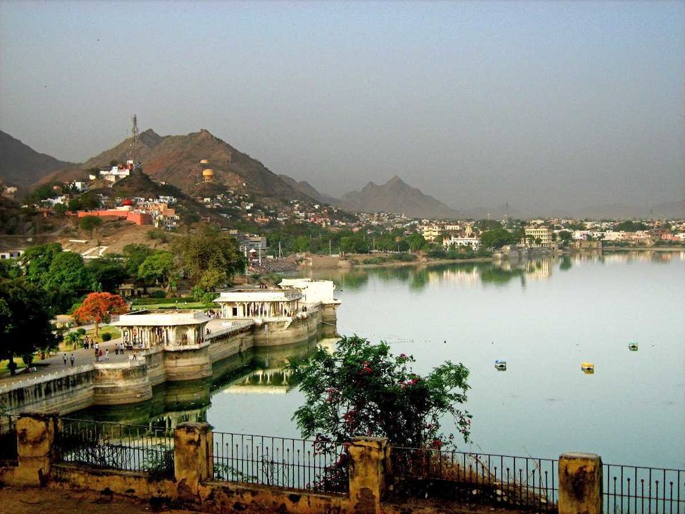 Photo of Best Tourist Places To Visit In Rajasthan: Get The Proper Glimpse of The Lovely State by Pallavi Chugh