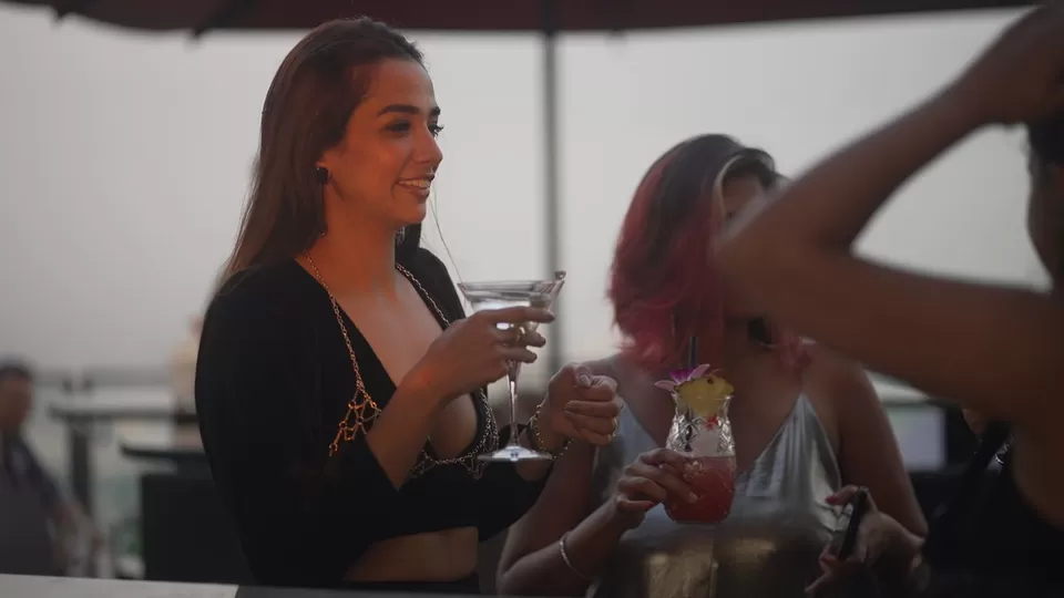 Photo of CÉ LA VI Singapore - Rooftop Restaurant & Bar, Singapore by Marzia Kashyap