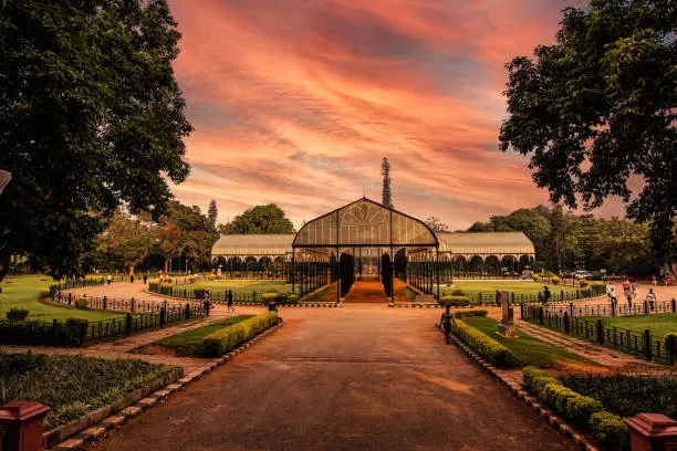 Photo of Lal Bagh Botanical Garden 2/4 by 