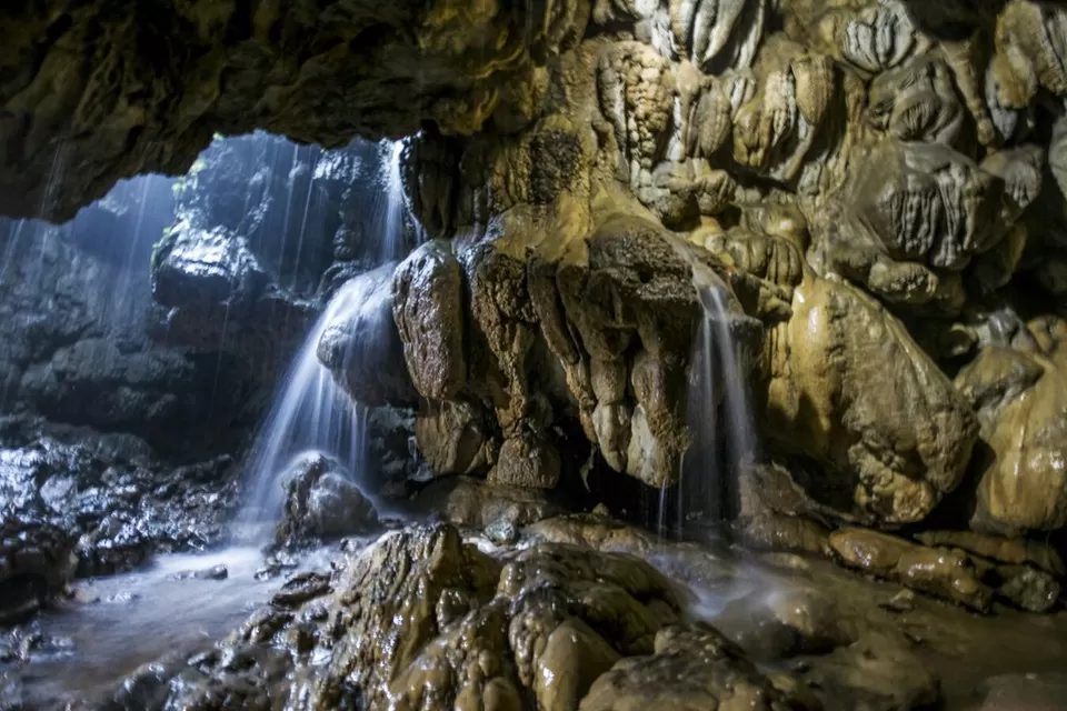 Mawsmai Cave - Cherrapunjee (Meghalaya, India Stock Photo - Alamy