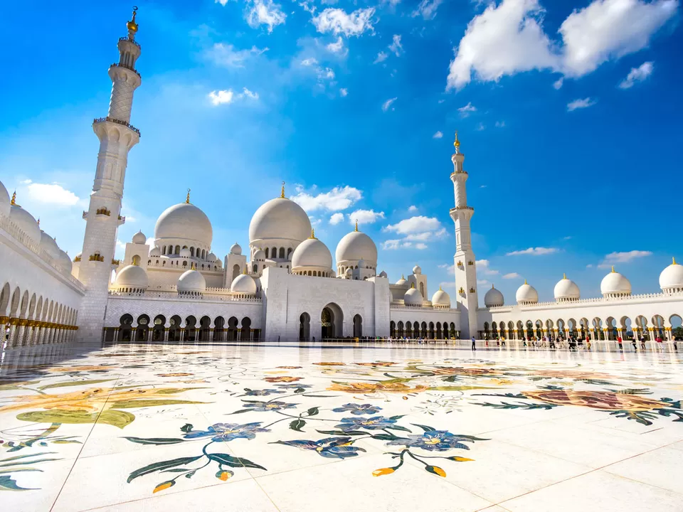 Photo of Sheikh Zayed Grand Mosque 1/2 by 