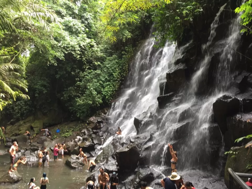 Photo of Kanto Lampo Waterfall 1/2 by