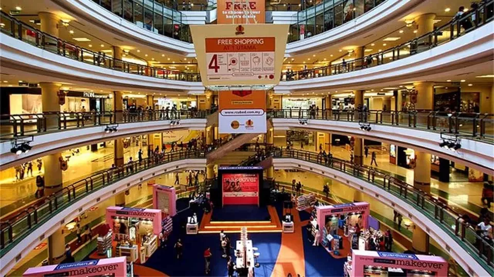 Photo of One Utama Shopping Centre 1/2 by