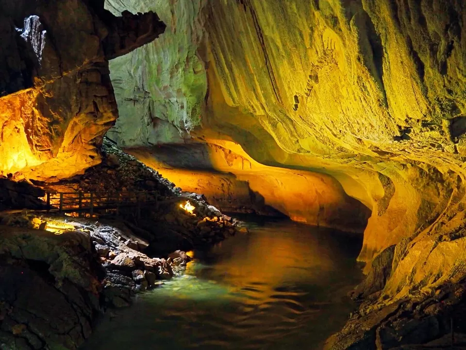 Photo of Gunung Mulu National Park 2/3 by