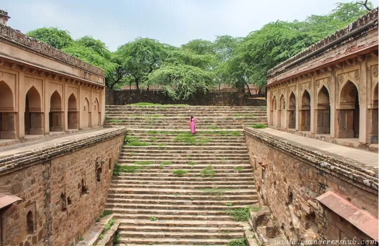 Photo of Mehrauli Archaeological Park 5/6 by 
