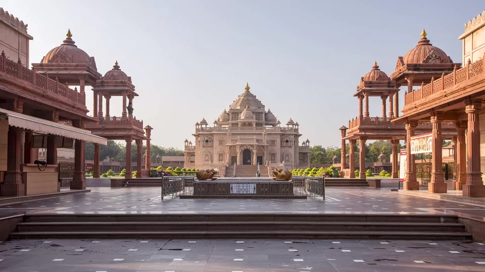 Photo of Akshardham Temple Gandhinagar 3/4 by 