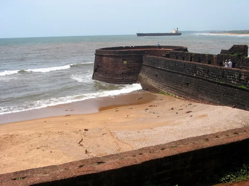 Photo of Candolim Beach 4/7 by 