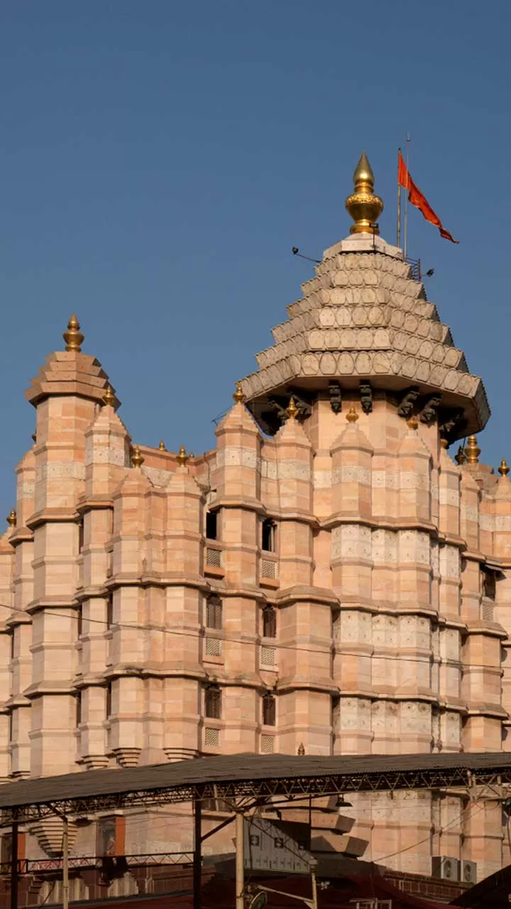 Photo of Siddhivinayak Temple 2/9 by 