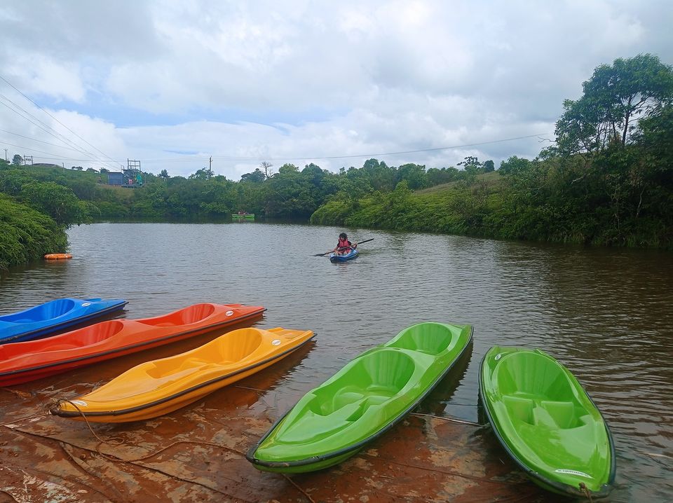 Photo of An Adventure Lover, A Leisure Tripper, And A Rain-Drenched Vagamon by Titli Ghosh