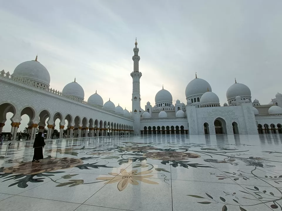 Photo of Dazzling Dubai by Titli Ghosh