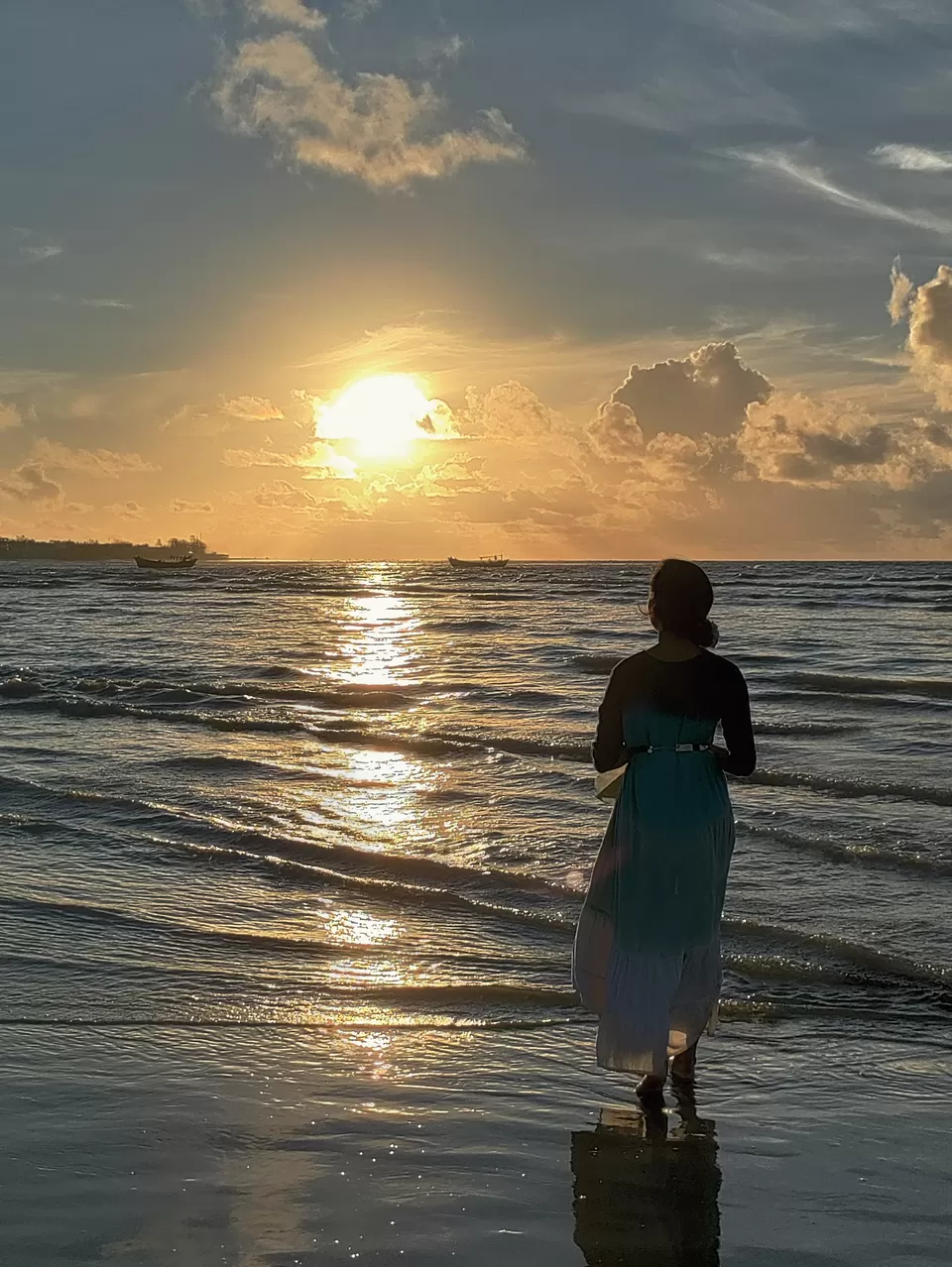 Photo of A perfect weekend getaway- Away from the chaos, under the calming blues of Sky... by Tamanna Ali