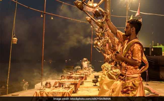 Photo of Music, Art and Culture: 10 Festivals Taking Place Across India In 2022 Winter! by Kadambari Bhatte (curlytravelmess)