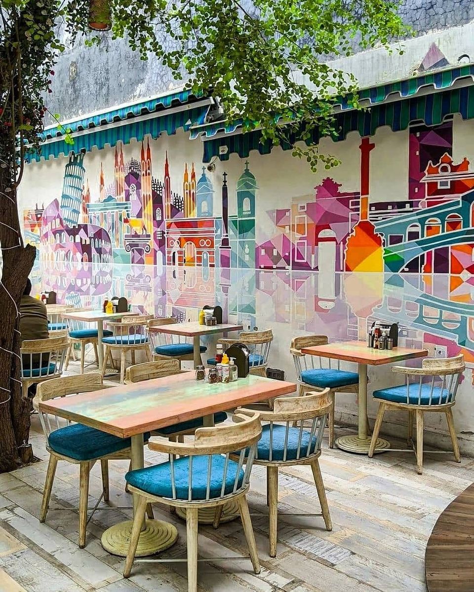 Photo of Cafe Di Milano, Delhi by Kadambari Bhatte (curlytravelmess)