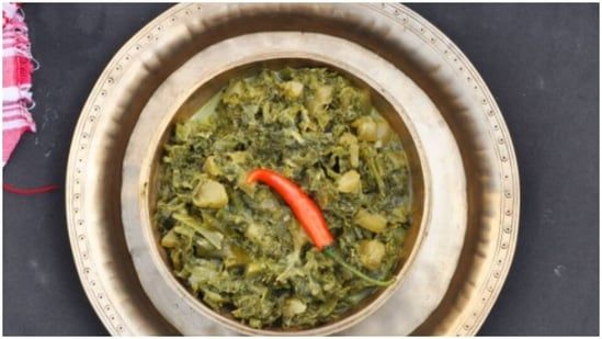 Photo of 10 Unique Food in North East India Around Which You Need to Plan a Road Trip in 2022! by Kadambari Bhatte (curlytravelmess)