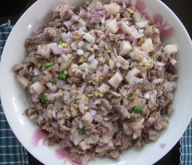 Photo of 10 Unique Food in North East India Around Which You Need to Plan a Road Trip in 2022! by Kadambari Bhatte (curlytravelmess)