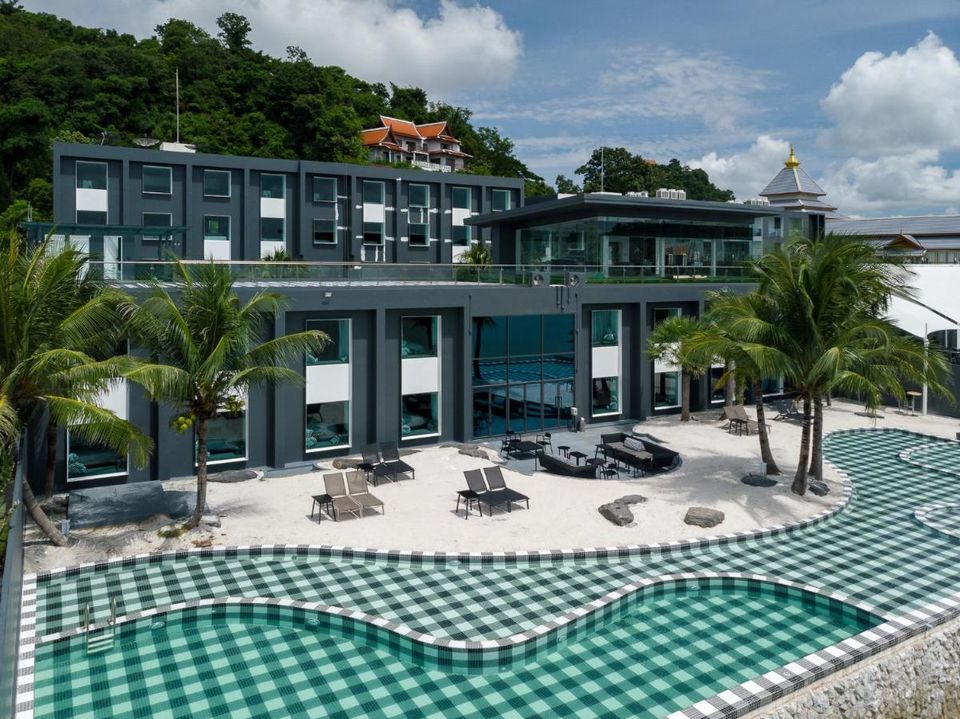 Photo of foto Hotel phuket, ตำบล รัษฎา by Kadambari Bhatte (curlytravelmess)