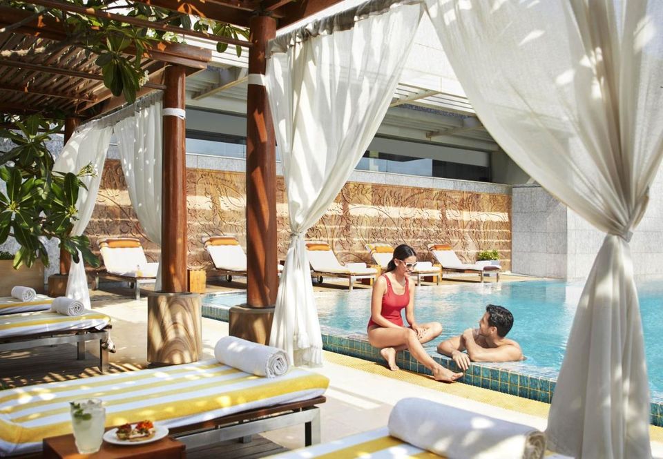 Photo of Four Seasons Hotel Mumbai, मुंबई by Kadambari Bhatte (curlytravelmess)