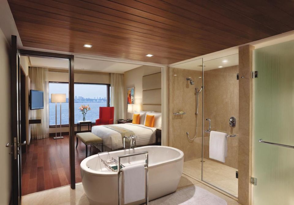 Photo of The Oberoi, Mumbai, Mumbai by Kadambari Bhatte (curlytravelmess)