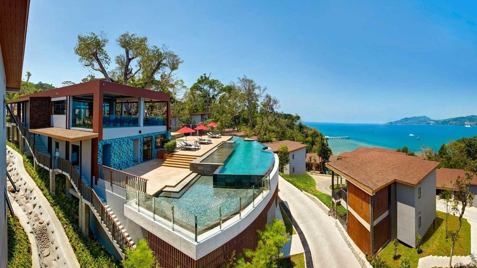 Photo of A Luxurious Beach Getaway in Thailand's Secluded Beach Resort by Kadambari Bhatte (curlytravelmess)