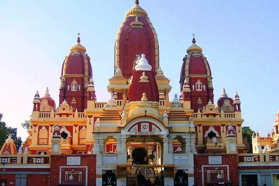 Photo of Shri Laxmi Narayan Temple (Birla Mandir), New Delhi by Kadambari Bhatte (curlytravelmess)