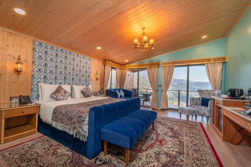 Photo of Skyview By Empyrean Entry, Parbal by Kadambari Bhatte (curlytravelmess)