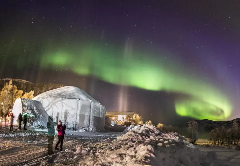 Photo of Snowhotel Kirkenes & Gamme Northern Lights Cabins, Sør-Varanger by Kadambari Bhatte (curlytravelmess)