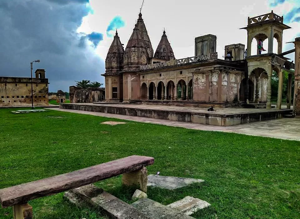 Photo of શું તમને ખબર છે કે ચિત્રકૂટમાં એક એવી જગ્યા છે જેને નાનું ખજુરાહો નામે ઓળખવામાં આવે છે? by Vasishth Jani