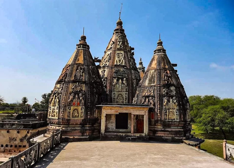 Photo of શું તમને ખબર છે કે ચિત્રકૂટમાં એક એવી જગ્યા છે જેને નાનું ખજુરાહો નામે ઓળખવામાં આવે છે? by Vasishth Jani