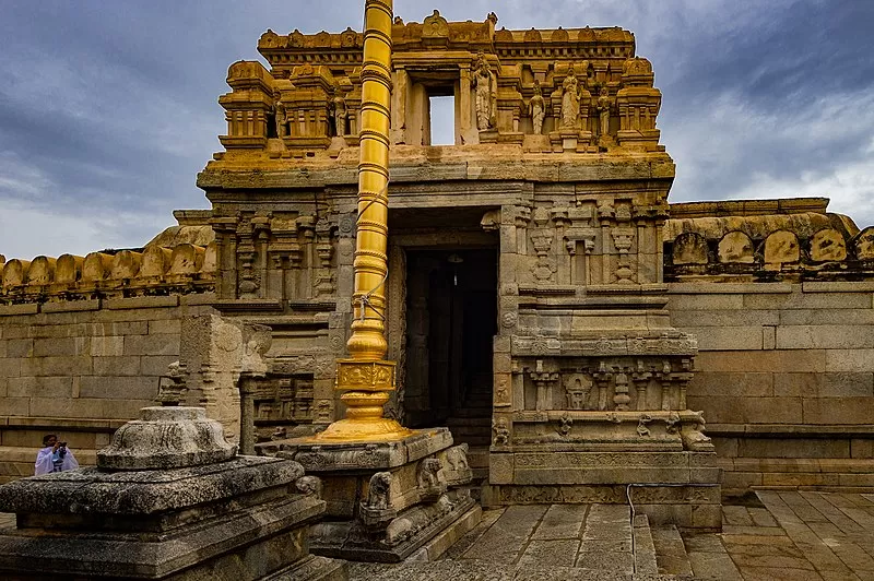 Photo of Bangalore To Hampi Road Trip 2024: Best Places To Stop & Best Routes by Sreyashi Paul
