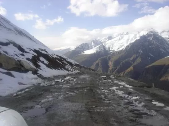 Photo of Delhi to Manali Road Trip: Top Routes, Attractions, and Travel Tips by Sreyashi Paul