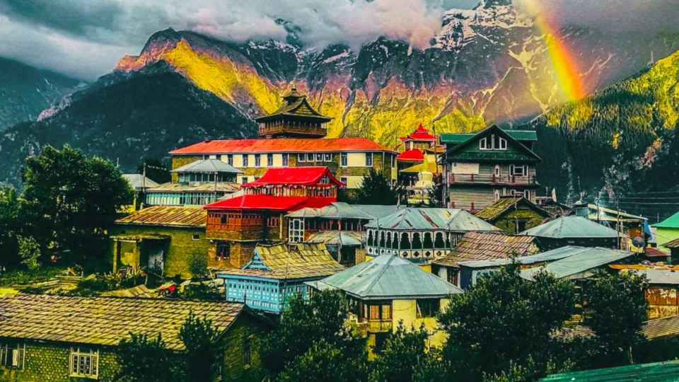 Photo of From Mountains to Markets: A Long Weekend Guide to Himachal Pradesh by TravelJunkies ✔