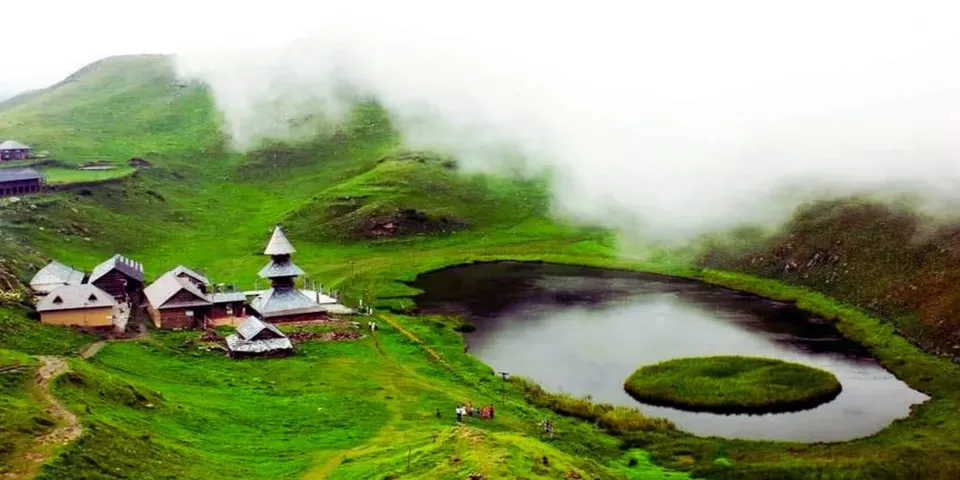 Photo of Himalayan Jewels: Discovering the Best Lakes in Himachal Pradesh by TravelJunkies ✔