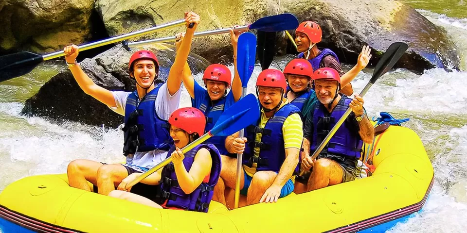 Photo of Thrills and Spills: The Best Water Rafting Spots Across Australia by TravelJunkies ✔