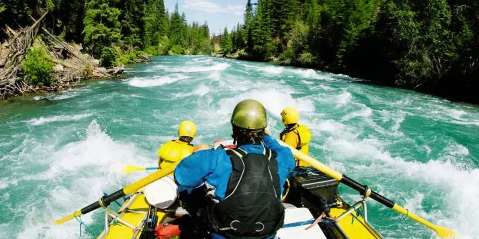Photo of Thrills and Spills: The Best Water Rafting Spots Across Australia by TravelJunkies ✔