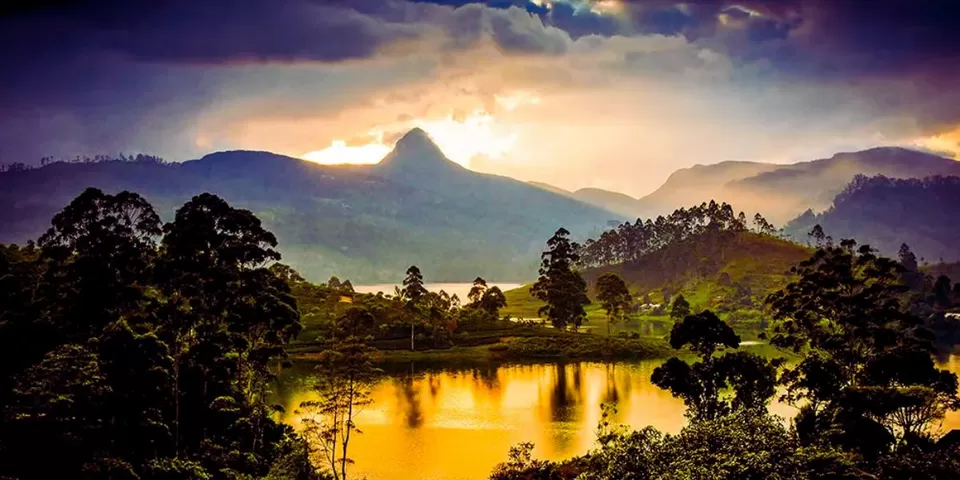 Photo of Unveiling Sri Lanka: Iconic Places and Hidden Treasures by TravelJunkies ✔