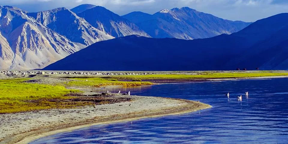Photo of Nature's Masterpieces: The Breathtaking Lakes of Ladakh by TravelJunkies ✔