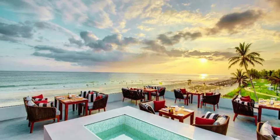 Photo of From Luxury to Tranquility: Explore the Best Beach Resorts in Oman by TravelJunkies ✔