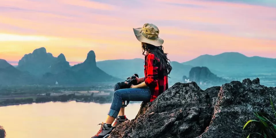 Photo of Kashmir Solo Travel: How to Explore the Paradise on Earth Alone? by TravelJunkies ✔