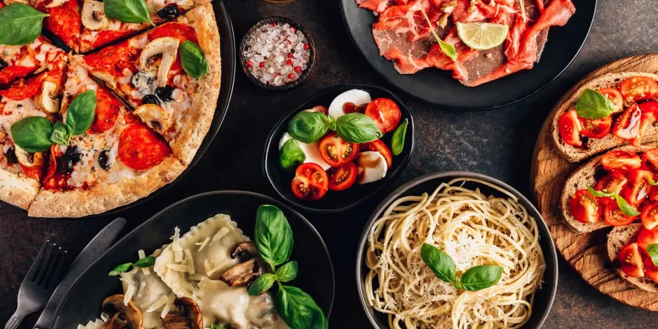 Photo of Must-Visit Countries for Food Lovers: Taste the Flavours of the World! by TravelJunkies ✔