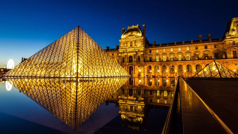 Photo of Plan Your Honeymoon in Paris: A Romantic Escape Like No Other by TravelJunkies ✔