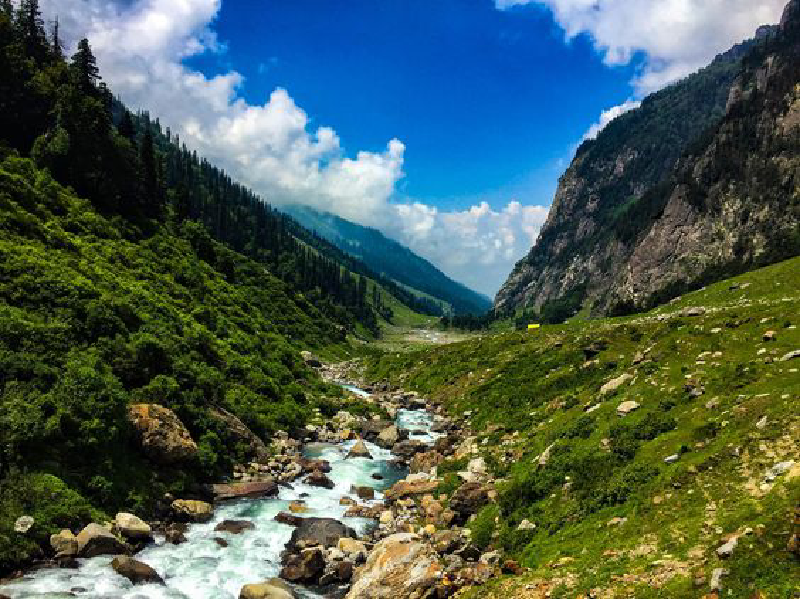 Photo of Easy Himalayan Treks for Nature Lovers: Must visit by Ajay Kumar