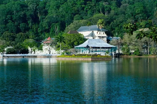 Photo of 5 Best Things to Do on Your Trip to Kandy by Rooban