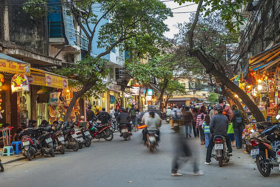 Photo of A Year Abroad: Where to Live and Why, According to Experts and Insights by Erwin Gushekta