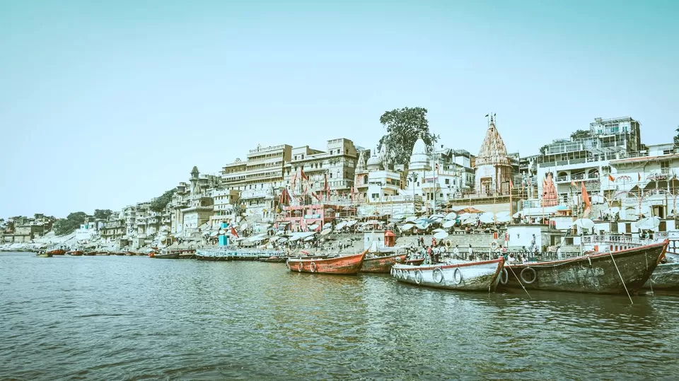 Photo of Ganga Ghats, Aartis and Group Stays: Banaras Was a Soulful Pause in Our Family Trip by Ayra Sharma