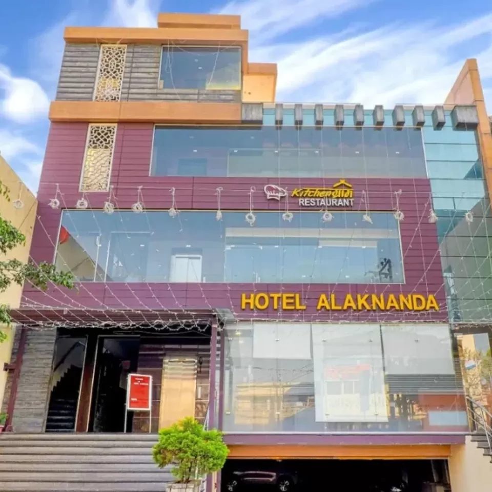 Photo of Experience True Value at Hotel Alaknanda – A 3-Star Standard in Rajender Nagar by Hotel Alaknanda