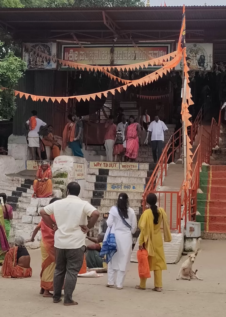 Photo of Mantralayam Temple Run—Finding Peace Amidst the Chaos by Nithin S P 