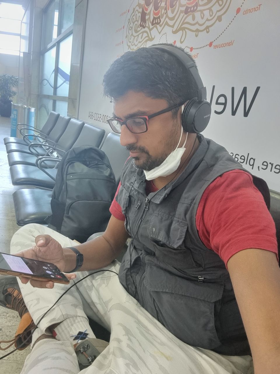 Photo of A day at the Mumbai Airport- '60 Hours in Vietnam-Part 1' by KatchuTravels